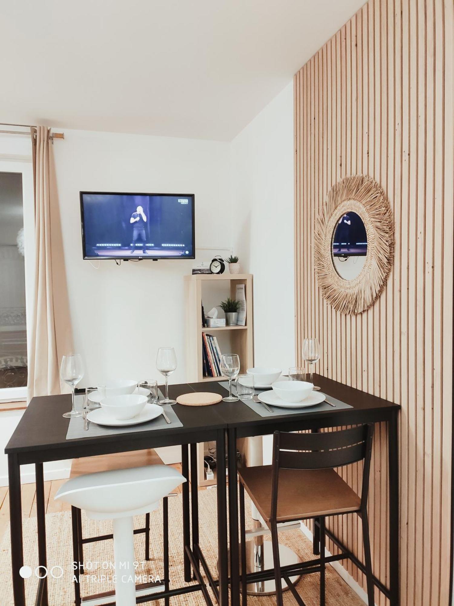 Апартаменты Chaleureux T2 Au Style Vintage - Rue Gratuite Амьен Экстерьер фото